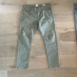 FLINT AND TINDER
365 Pant - HB Slim™
 in Sage Green